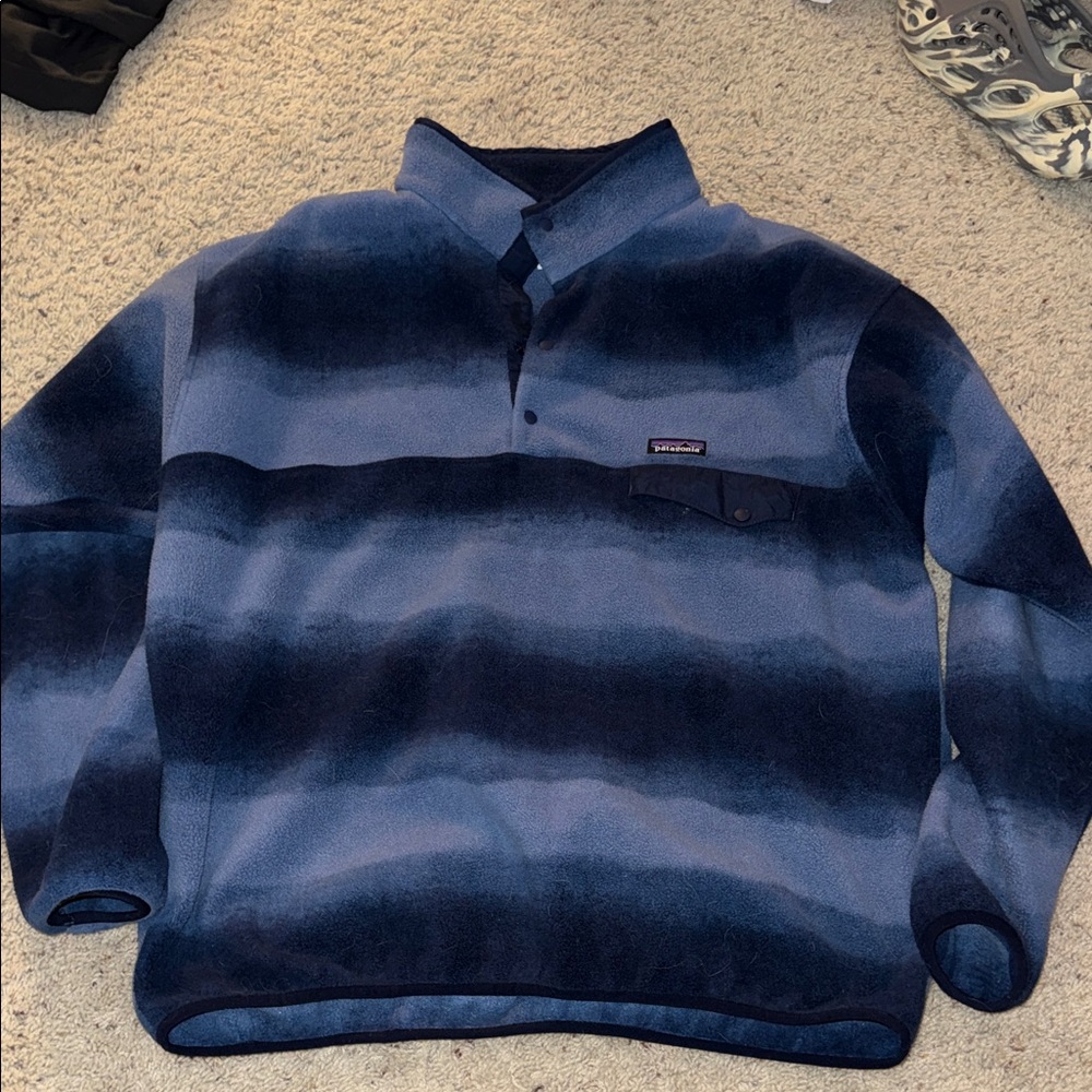 Patagonia Men's Striped Blue Crewneck Sweater